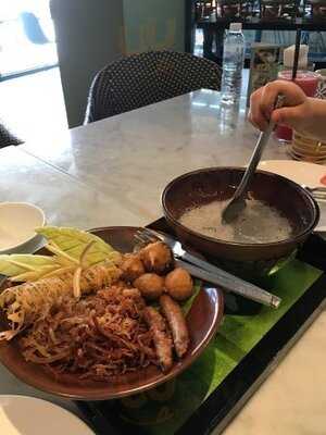 ท้าวทองกีบม้า