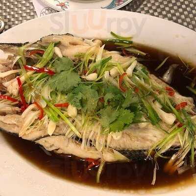 ภัตตาคาร ซิลเวอร์พาเลซ