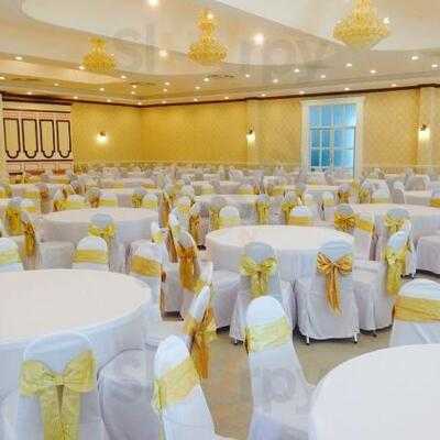 ร้านอาหาร ปลาอยู่เย็น