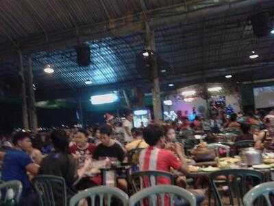 ร้านอาหาร ริมน้ำหมูกระทะ