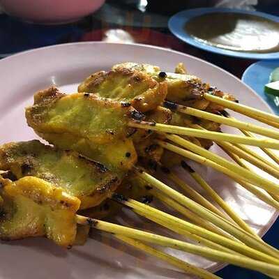 ต้อยก๋วยเตี๋ยวเรือ