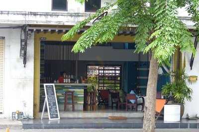 ร้านกาแฟ อะเดย์อินซัมเมอร์