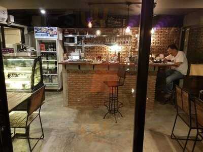 398.2 Eating With Stories