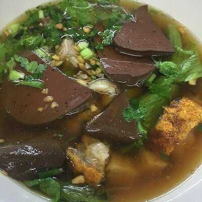 ข้าวมันไก่นายธง