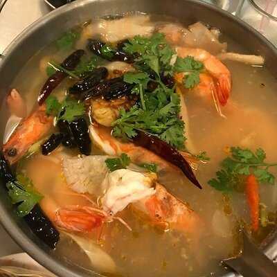 เอ๋ ซีฟู๊ด