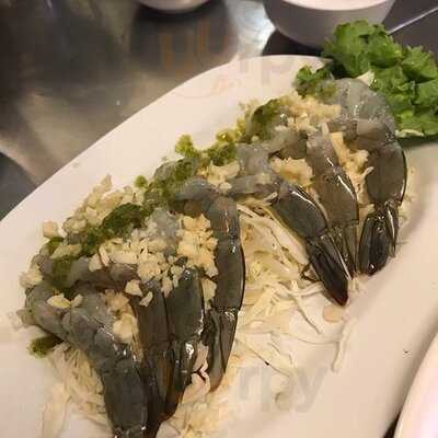 เอ๋ ซีฟู๊ด