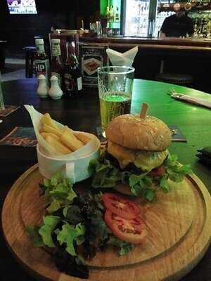 O'malley's Irish Pub & Restaurant