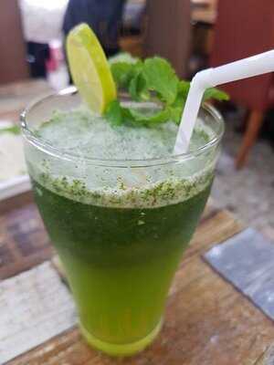 มาอีดะห์ เรสเทอรองท์