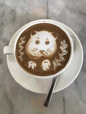 Eve And Thai Palace At Hansar Bangkok