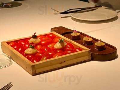 วอเตอร์ ไลบรารี จามจุรี