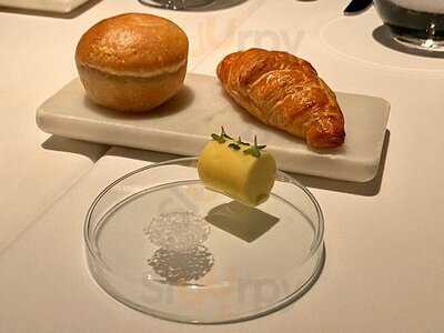 วอเตอร์ ไลบรารี จามจุรี