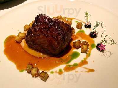 วอเตอร์ ไลบรารี จามจุรี