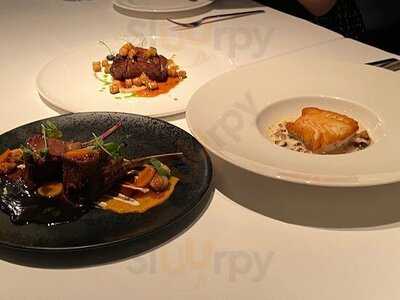 วอเตอร์ ไลบรารี จามจุรี