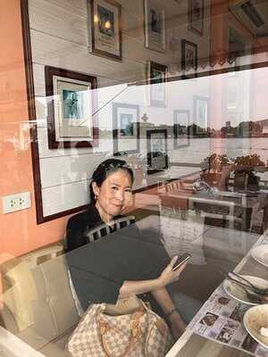 สตีฟ คาเฟ่ แอนด์ ครุยซีน สาขา เทเวศร์