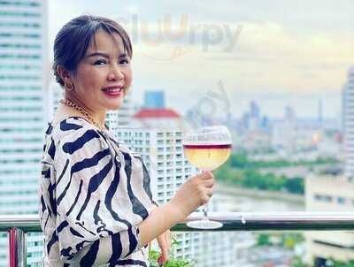 1826 Mixology & Rooftop Bar