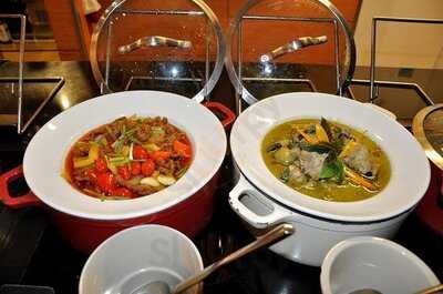 ห้องอาหาร โมโม่คาเฟ่