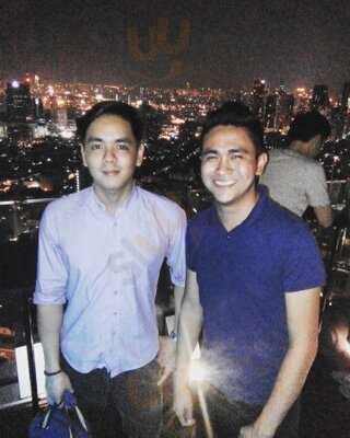 Octave Rooftop Lounge And Bar