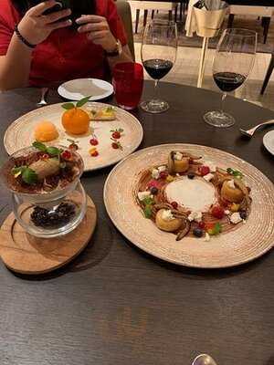 Volti Ristorante & Bar