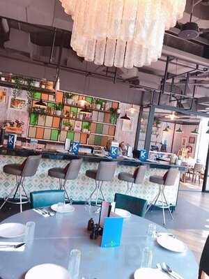 เจมี่ส์ อิตาเลียน