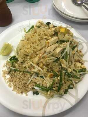 Thong Far Thai Restaurant