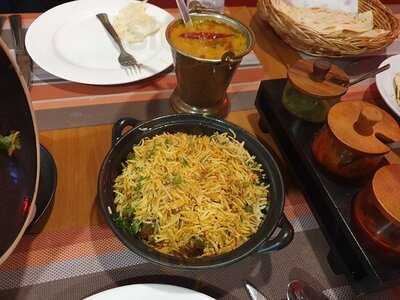 Indian Essence Art Cuisine