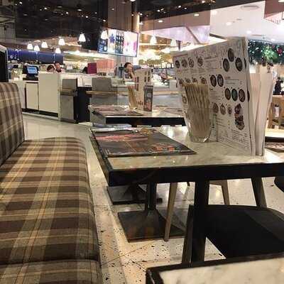 เดอะ รอว์ บาร์