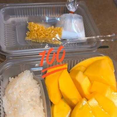 Mae Varee Fruit Shop