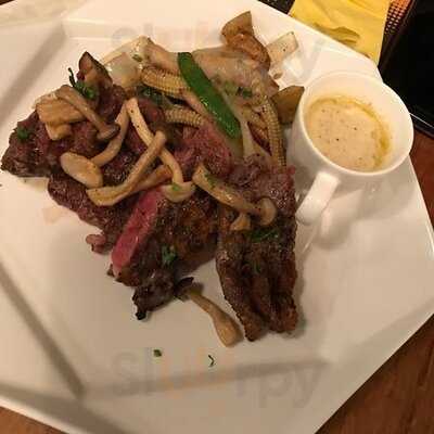 จันบิสโตร