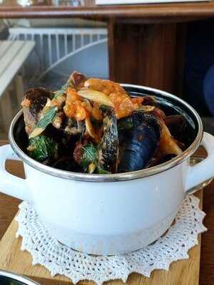 ซูเฟล แอนด์ มี