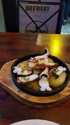 Big Mama Tapas Bar & Bistro (spanish Food)