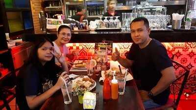 Big Mama Tapas Bar & Bistro (spanish Food)