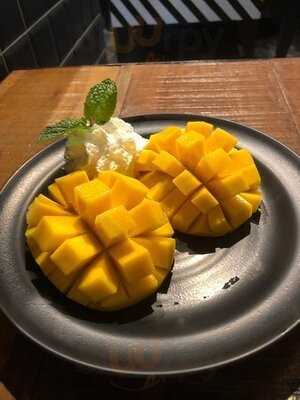 แมงโก้ แทงโก้