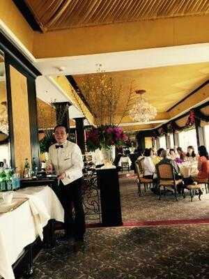 เลอ นอร์มังดี โรงแรมแมนดารินโอเรียนเต็ล กรุงเทพ