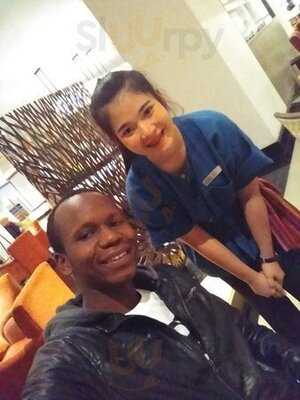 พับลิค - อวานี เอเทรียม กรุงเทพ