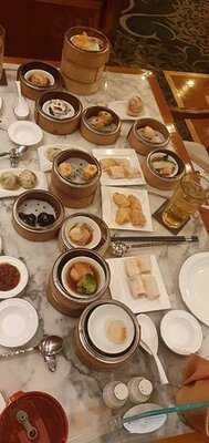 Loong Foong Cantonese Restaurant