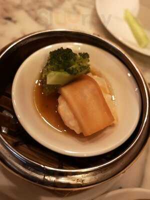 Loong Foong Cantonese Restaurant