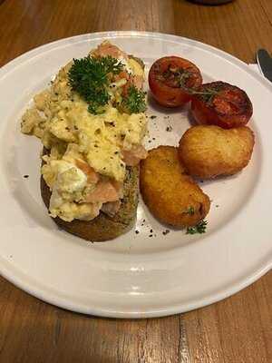 Theera : The Original Healthy Bake Room