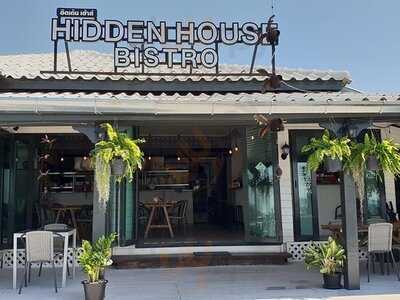 ฮิดเด้นเฮาส์ บิสโตร