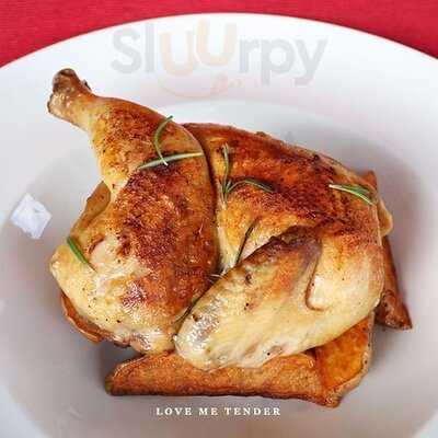 Love Me Tender Le Bistro