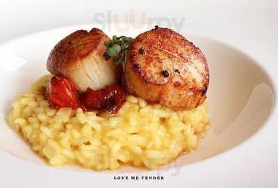 Love Me Tender Le Bistro