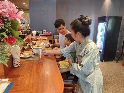 ทัตสึมิ เจแปนนิส ควิซีน