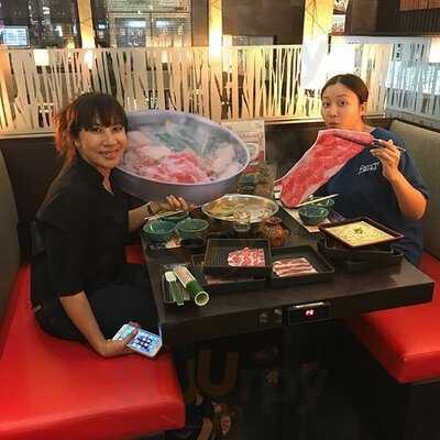 โมโม่ พาราไดซ์ สาขา เดอะ พรอมานาด