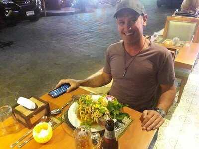 Baan Tassanee Thai Cuisine