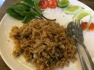 Doong Deng Dai Noodles