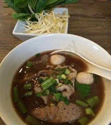 Doong Deng Dai Noodles