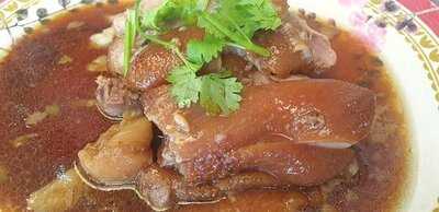 ร้านอาหาร บางหว้าขาหมู