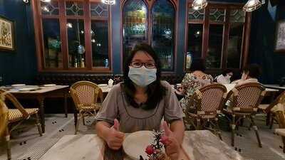 เฟอเทอร์สโตน คาเฟ่ บิสโทร & ไลฟ์สไตล์ ช้อป