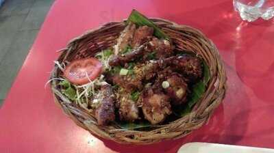 ร้านอาหาร บ้านส้มตำ