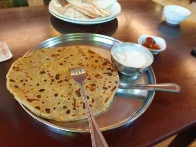 Saras, Pure Vegetarian Indian Restaurant