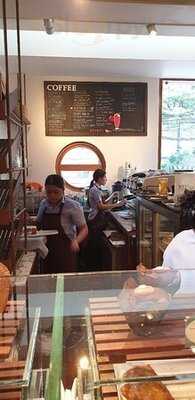 โฮลี่ อาร์ติซาน เบเกอร์รี่